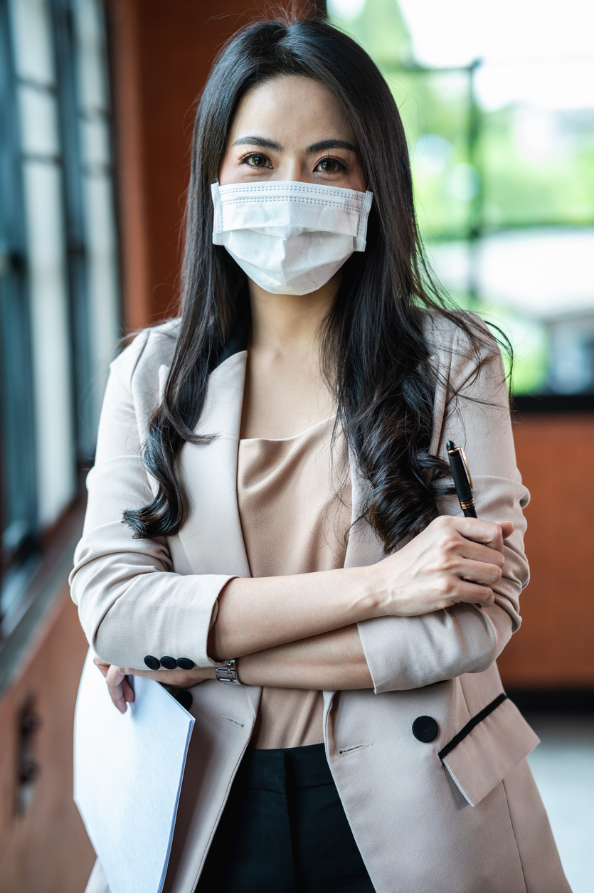 woman wearing mask